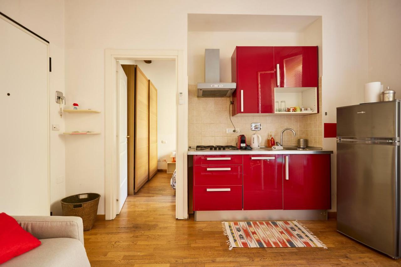 Silent And Cosy Apartment Free Netflix And Disney Plus โบโลญญา ภายนอก รูปภาพ