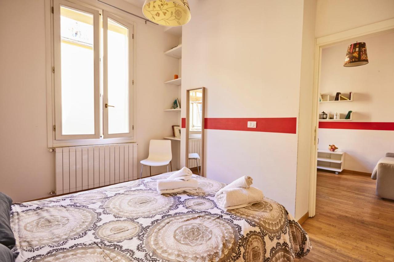 Silent And Cosy Apartment Free Netflix And Disney Plus โบโลญญา ภายนอก รูปภาพ