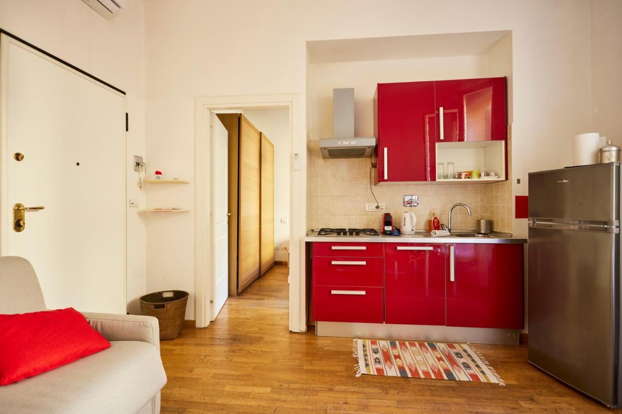 Silent And Cosy Apartment Free Netflix And Disney Plus โบโลญญา ภายนอก รูปภาพ
